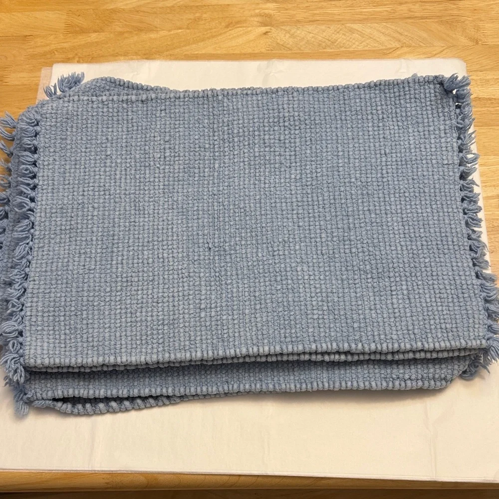 Set of 8 Blue Woven placemats , heavyweight reversible fabric, excellent